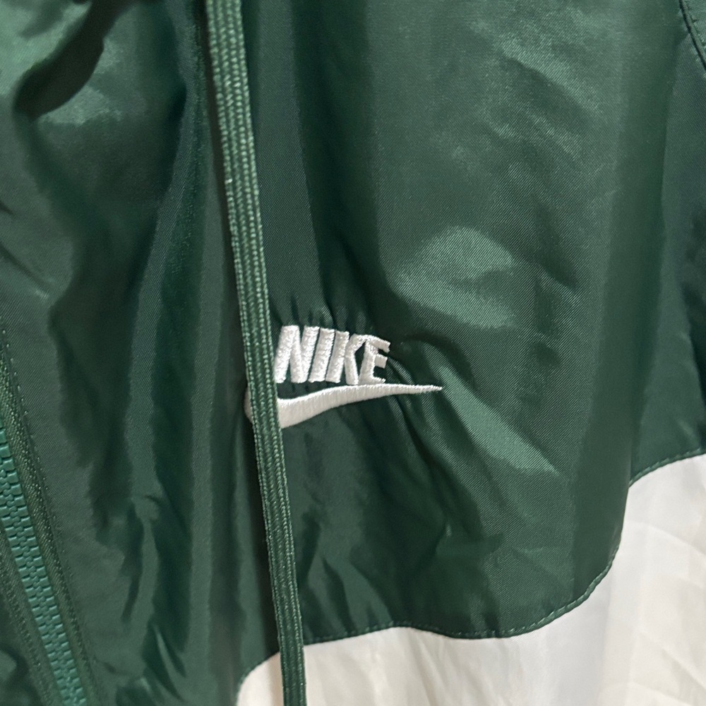 Nike Two-Tone Green and Cream Jacket XL - Picture 3 of 4